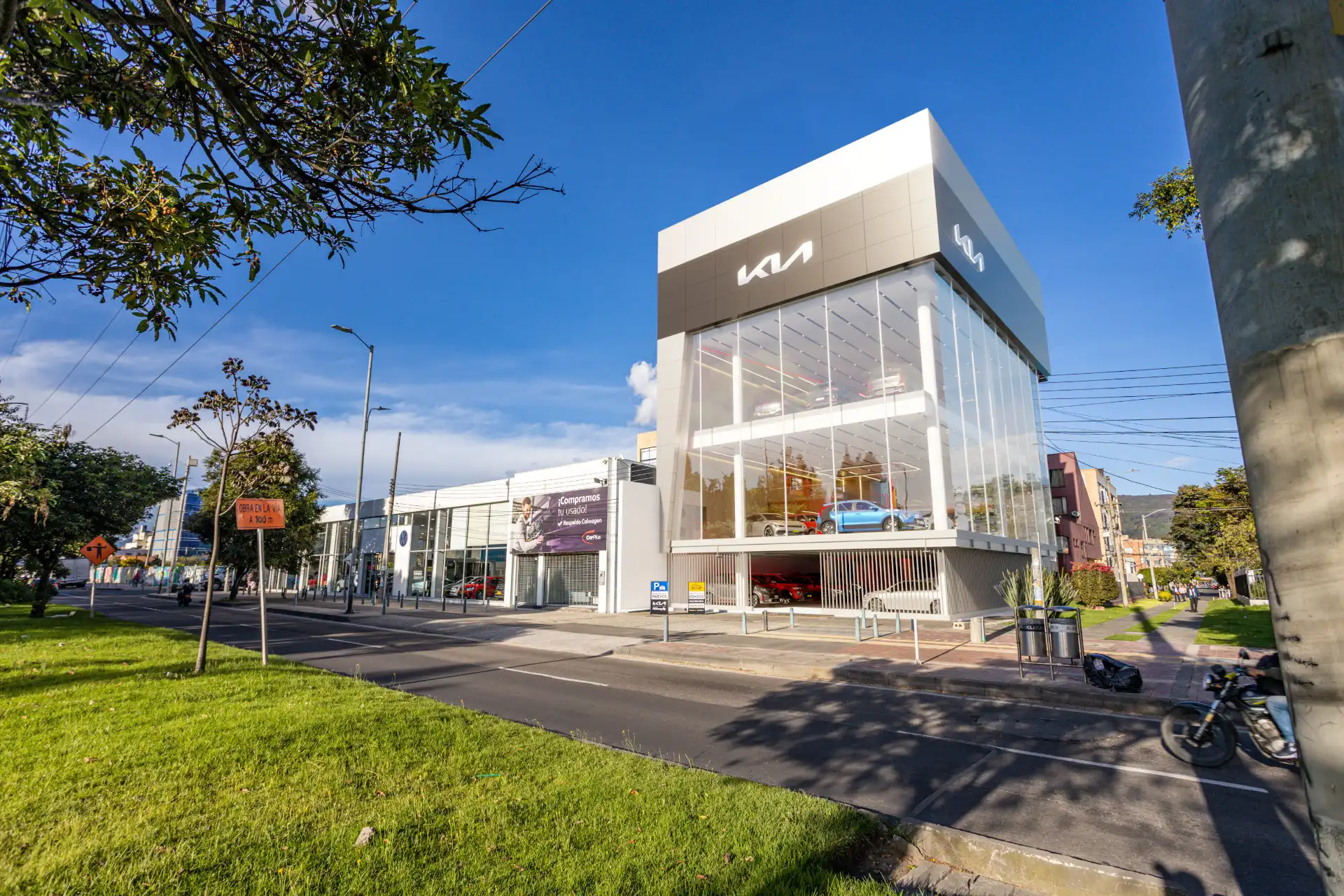 Local Comercial Metro KIA Calle 140 en Bogotá